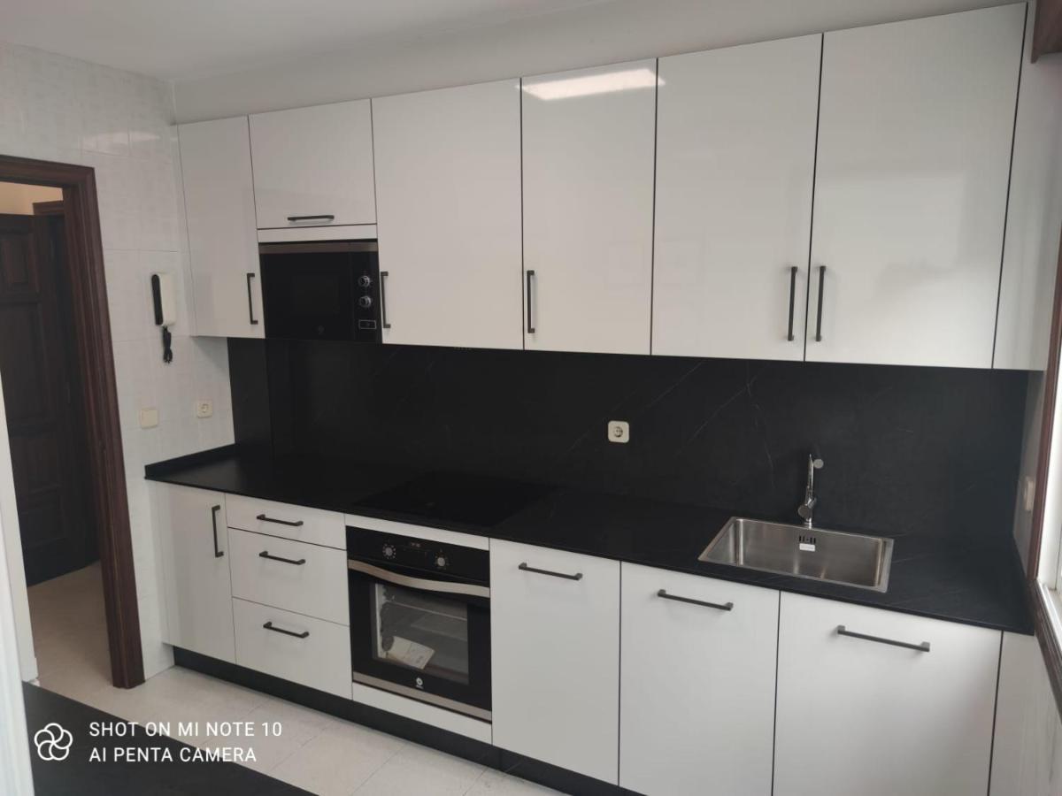 Centro,30 M De La Playa Apartment Sanxenxo
